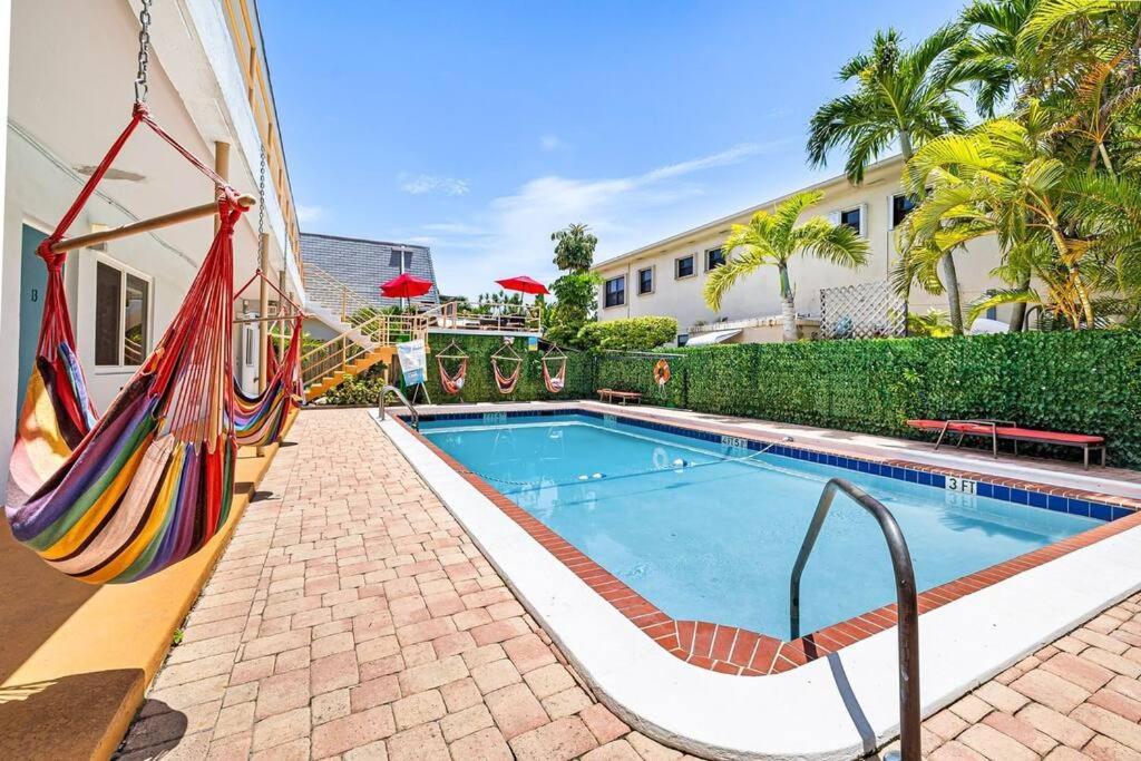 Hollywood Beach, Steps To The Beach, Pool Exterior foto